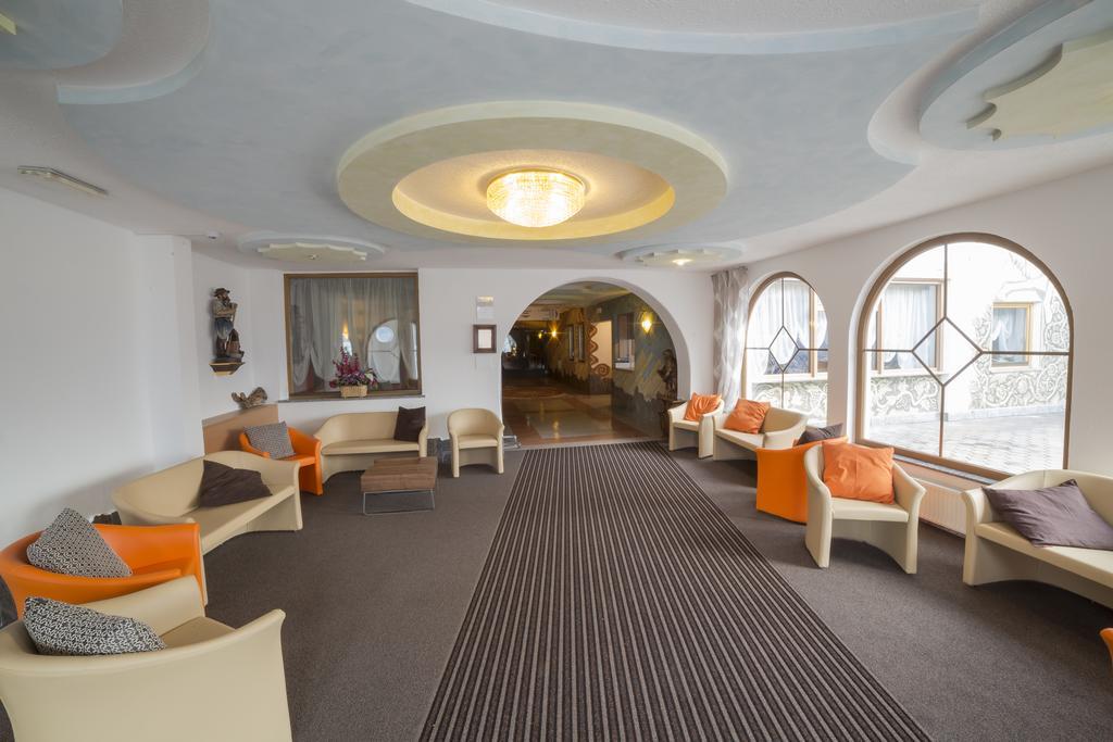 Hotel Saxl Campo di Trens Εξωτερικό φωτογραφία