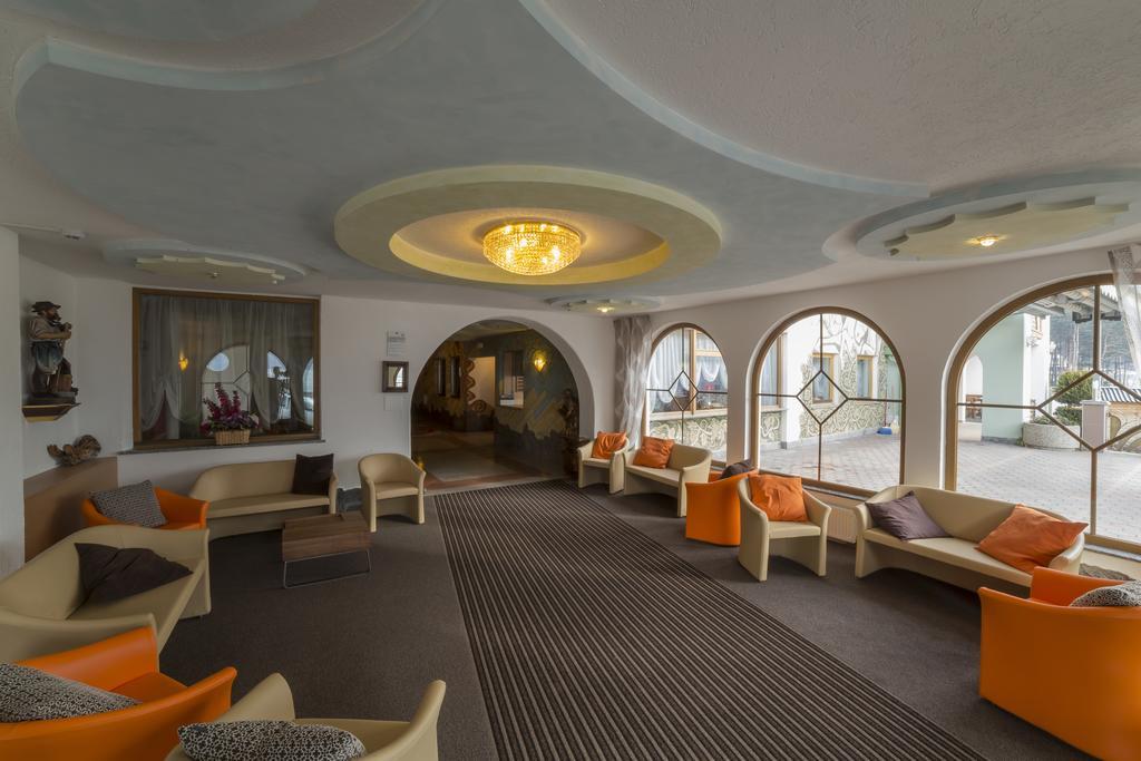 Hotel Saxl Campo di Trens Εξωτερικό φωτογραφία